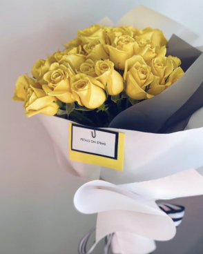 2 Dozen Yellow Roses – Wrapped Bouquet